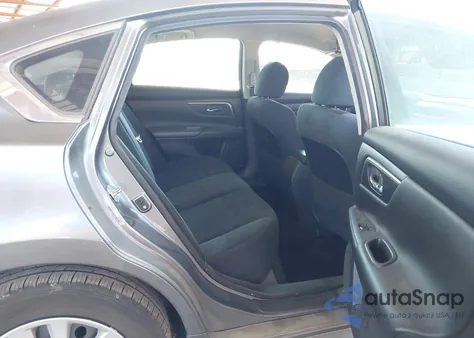 2015 Nissan Altima 2.5/2.5 S/2.5 Sl/2.5 Sv z USA, uszkodzony, nr VIN 1N4AL3AP8FC464773